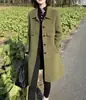 82605 Novo Da Ai Mei Yi Yuan 2026 Primavera Cedo Novo Estilo Gola Reversível Cor Sólida Comprimento Médio Casaco de Lã Corte Solto Efeito Emagrecedor