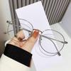 2023 nuevo anti-luz azul TikTok hombres y mujeres mismo estilo liso todo-partido liso gafas se pueden equiparar con montura de gafas para miopía Celebridad de Internet