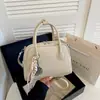 Bolso Boston de Moda para Mujer 2026 Nuevo Bolso de Hombro Individual Casual para el Trabajo Versátil Bolso de Mano Simple Bolso Cruzado Moderno