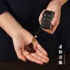 Llavero de Madera de Caqui Negro Tangma, Colgante de Sándalo Verde, Adornos de Palo de Rosa, Accesorios con Carácter de Fortuna Chapados en Oro, Estilo Pareja