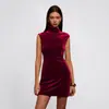 Vestido sin mangas de terciopelo elegante Wish Transfronterizo Cintura elegante Falda sexy plisada Estilo de dama Vestido de noche ligero