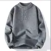 Suéter casual y versátil estilo americano con cuello henley para hombres y mujeres, engrosado para otoño e invierno, básico de género neutro