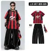 Roupas Infantis Modernas para Street Dance Conjunto de Roupa de Performance Hip-Hop Listrada Preta e Vermelha para Meninos Roupas de Performance Descoladas para Meninas Hip-Hop
