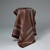 Novo Estilo 2026 Lenço Quadrado Grande 90 para Mulheres, Primavera e Verão, Seda Sintética, Toque de Luxo, Estilo Coreano, Lenço Fino Versátil, Xale Estampado