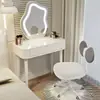 Nuevo modelo de tocador para dormitorio, mesa de maquillaje simple y moderna, gabinete de almacenamiento de lujo ligero, tocador pequeño estilo crema
