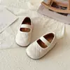 Zapatos Individuales de Encaje a Cuadros Estilo Coreano para Bebé Niña Otoño Invierno Nuevos con Banda Elástica Suela Suave Zapatos de Princesa Zapatos Retro Pequeños de Cuero para Niñas