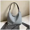 Bolsa de Hombro Simple de Gran Capacidad Nueva para Otoño e Invierno para Mujer, Bolso de Axila Versátil de Moda, Bolso Tote de Temperamento Suave para Viajes