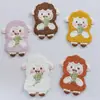 Nuevo Parche Bordado de Peluche de Oveja de Dibujos Animados Accesorios para Bolsos DIY Decoraciones para Bufandas Accesorios para Ropa Infantil