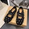 Nuevos mocasines de punta fina estilo francés 2026, merceditas retro de lunares, zapatos de otoño para mujer con un diseño chic y elegante