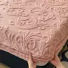 Sábana Bajera Ajustada de Felpa de Leche Engrosada Pieza Única Otoño e Invierno Cálida Protector de Colchón de Cama Funda Color Sólido Terciopelo Plus Juego de Cama de Tres Piezas