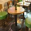 Mesas y Sillas Minimalistas para Tienda de Té con Leche, Sofás para Restaurante Occidental, Combinación de Cabinas para Cafetería, Tienda de Té, Tienda de Postres, Muebles para Restaurante