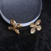 Pendientes de acero inoxidable de alta calidad Perla pendientes de otoño e invierno de aspecto caro fundición geométrica calientes pendientes todo-partido Moda