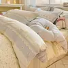 Juego de Ropa de Cama de Algodón Puro de Cuatro Piezas Todo Algodón Nuevo Estilo 2026 Sábana Estudiante Funda de Edredón Faldón de Cama Juego de Tres Piezas Ropa de Cama Infantil