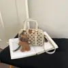 Bolsa de mão de bolinhas para o dia a dia transfronteiriça, nova bolsa Boston retrô estilosa feminina, bolsa elegante de ombro único transversal