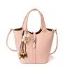 Bolsa Cesta de Verduras Portátil de Alto Valor Estético 2026 Nuevo Estilo Primavera Bolso Cubo Simple Casual Bolso de Hombro Estilo Coreano para Mujer