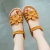 Sandálias Femininas Nova Moda Coreana Popular na Internet Estilo Quente Verão de Menina Antiderrapante Sola Macia Infantil Antiderrapante Sapatos de Princesa