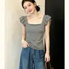 Camiseta quadrada listrada estilo francês plus size com pequenas mangas bufantes para mulheres, nova para o verão, slim fit, valoriza a silhueta, top elegante de nicho
