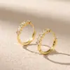 Brincos de Zircônia Estilo Celebridade da Internet Personalizados para Mulheres, Brincos de Cruz Microincrustados em Ouro 14K de Alta Qualidade, Atacado de Fabricante Transfronteiriço