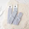 Calcetines de terciopelo de coral para mujer, otoño e invierno, forro polar, gruesos y cálidos, calcetines hasta la rodilla o la pantorrilla de dibujos animados de felpa lindos japoneses