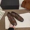 Sapatos Mary Jane com fivela dupla, estampa de leopardo, casuais, novo estilo de outono, tênis de treino alemão, sapatos sociais retrô para mulheres, 2026, confortáveis de usar