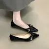 Zapatos de tacón de cuña de charol de punta fina de dos vías, elegantes zapatos de vestir, diseño hueco nuevo para primavera y verano, tacones altos