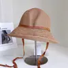 Sombrero de Pescador de Moda con Cordones Estilo Hepburn para Mujer, Nuevo Sombrero de Paja Transpirable Versátil para el Sol de Verano, Sombrero de Cubo para el Sol de Vacaciones