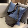 Bolsa Transversal Feminina de Luxo Nicho 2023 Nova de Grande Capacidade para o Dia a Dia Casual Versátil Elegante Bolsa Bolinho para Homens e Mulheres
