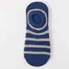 Meias Sapatilha para Homens Invisíveis Boca Baixa Primavera e Verão Finas Modernas Estilo de Marca Nova Tendência Meias de Silicone Antiderrapantes para Mulheres