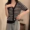 Cárdigan de punto a rayas de manga corta con cuello en V vintage para mujer, nuevo diseño de verano, top bonito y dulce de nicho, moda femenina