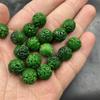 Contas de tubo de jade esmeralda flor esculpida verde seco imitação otimizada verde contas combinando ornamentos acessórios de crescente cilíndrico verde seco cartão oco