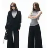 Iamxia* suéter de tricô com gola alta e caimento solto, em contraste preto e cinza, com decote em V profundo, e colete slim fit, conjunto de duas peças autêntico