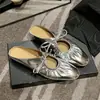 Mules Retro Plateadas de Punta Cerrada Estilo Francés para Mujer, Sandalias de Verano para Exteriores 2023, Sandalias Planas Doradas