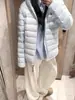 Chaqueta de Algodón con Costillas Hacia Abajo para Mujer Corta Ligera 2026 Invierno Nuevo Gruesa Informal Deportiva con Capucha Ropa de Abrigo