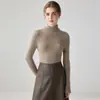 Suéter de cachemira listo para usar de alta gama para mujer con cuello alto superpuesto, suave y cálido, de cuello alto, corte ajustado, capa base de lana tejida