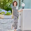 Conjunto de Duas Peças Moda Verão 2026 para Mães: Camiseta de Manga Curta e Calça de Perna Larga para Mulheres de Meia-Idade e Idosas