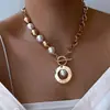 Collar con Anillo Redondo Hueco de Perla de Imitación Barroco Europeo para Mujer Cadena Clavicular Trenzada Simple Retro de Moda