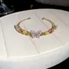 Pulsera Abierta de Zirconia Estilo Coreano de Lujo Ligero de Nicho con Diseño Versátil, Exquisita Joyería de Nicho para Mujeres