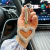 Llavero de amor con diamantes, cuerda de diamantes, barro de cerámica, hueco, coche con control remoto, adorno colgante, bolso de diamantes de moda, adorno colgante para mujer.