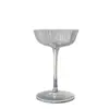 Copos de vidro listrados de alta qualidade e elegantes, perfeitos para coquetéis, sobremesas, sucos e bebidas mistas