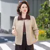 Abrigos elegantes para mujeres de mediana edad y mayores, nuevos conjuntos de otoño 2026 para madres, ropa para mujeres de talla grande