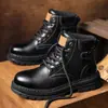 Elegantes botas de trabajo de cuero retro, nueva colección de invierno, botas de exterior estilo británico, antideslizantes y resistentes al desgaste, Botas Martin para hombre