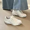 2026 Primavera/Verano Nuevo Estilo Exportación Suela Gruesa Malla Transpirable Zapatos de Entrenamiento Alemanes para Mujer Zapatos de Suela Blanda Transfronterizo