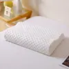 Direto do FabricanteAlmofada de Espuma de Memória Almofada de Suporte Cervical de Rebound Lento Grupo de Núcleos de Almofada Presente Entrega Almofada de Massagem
