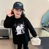 Camiseta linda de manga larga para niña, 100% algodón, camiseta básica para niños, nuevo estilo primavera y otoño 2026, top estudiantil de moda