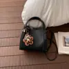 Bolso Cubo de Alta Apariencia Elegante 2026, Bolso Cesta, Bolso de Mano Informal de Nicho Moda Coreana, Bolso Cruzado para Viajar al Trabajo