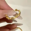 Anillo de Flor Cosida Exquisito, Sencillo, Ligero y de Lujo para Mujer, Joyería de Mano de Alta Gama Exquisita, Moderna, Elegante, Versátil