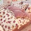 Juego de Cuatro Piezas de Terciopelo de Leche Espesado de Invierno 2024 Nuevo Juego de Tres Piezas de Cama Cálido de Invierno con Forro Polar de Terciopelo Coral