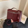 Bolsa de Mão Retro de Alto Acabamento para Mulheres 2026 Novo Estilo Bolsa de Ombro para o Dia a Dia Bolsa Transversal Pequena Quadrada