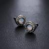Aretes para Hombre Girasol Sentido de Alta Gama Combinación Universal Lujo Ligero Verano Nuevos Aretes para Mujer Nicho Sencillos Accesorios Joyería