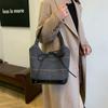 Bolsa de Ombro Casual Xadrez Tendência Cor Contrastante Moda Retro 2025 Outono e Inverno Nova Bolsa de Braço Feminina de Alta Qualidade